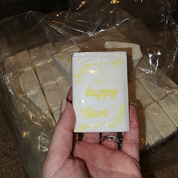53 Kleenex packs (for your happy tears) - Picture 1 of 1